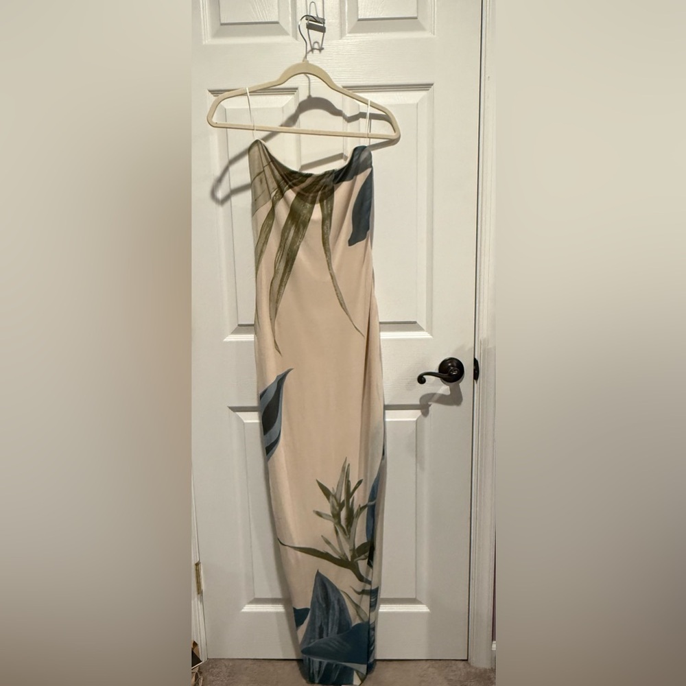 Tropical Print Maxi Dress